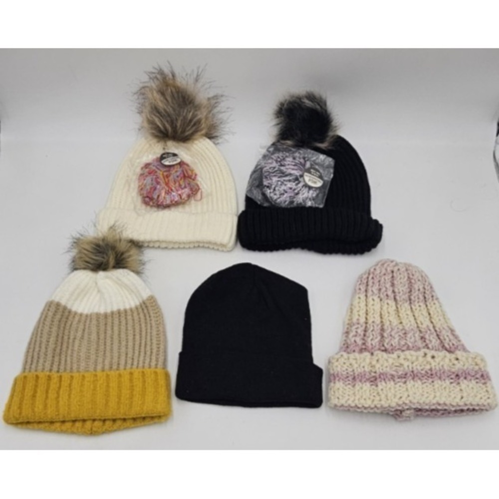 Set of 5 Knit Winter Beanie Hats Unisex Multicolor 2 Interchangeable Pom NEW